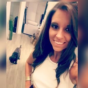 Meet your Posher, Karissa